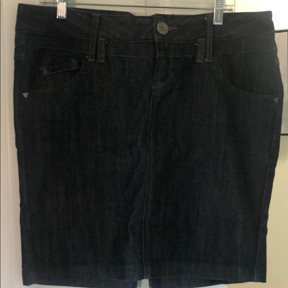 NWOT Guess jeans mini skirt ❤️🌻